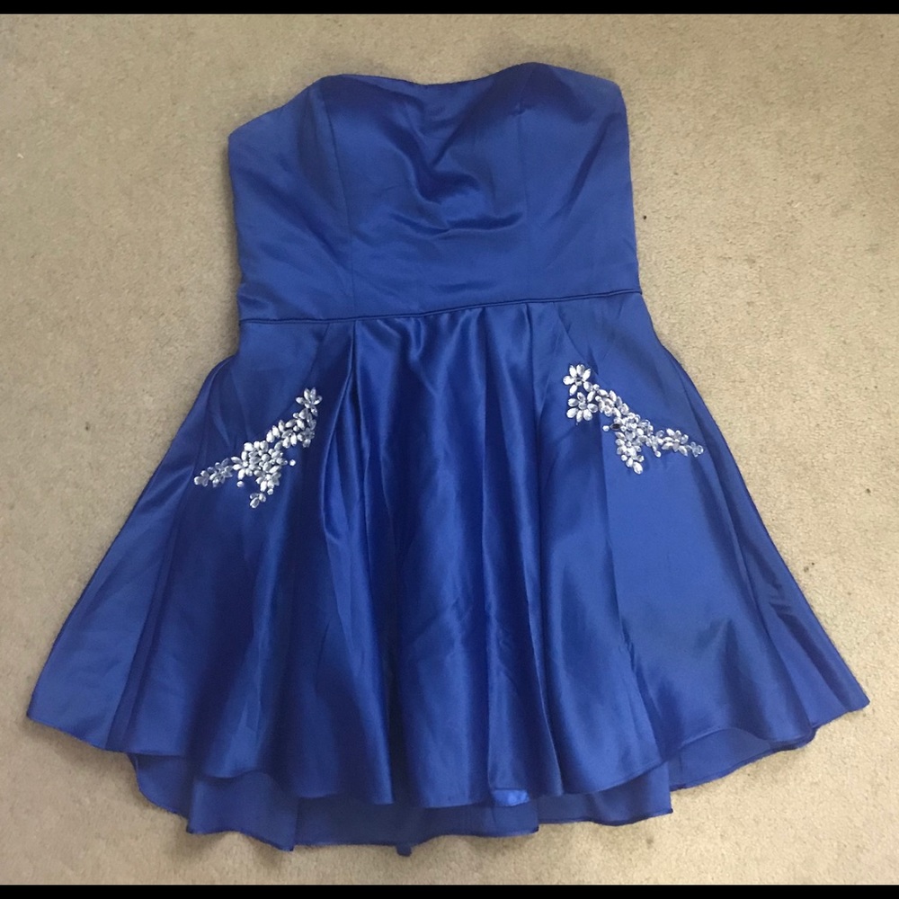 Formal Dress w/Pockets